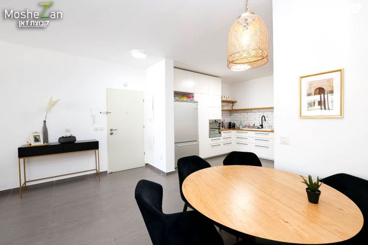 דירה, הקרן, גליל ים (מתחם הכוכבים), הרצליה