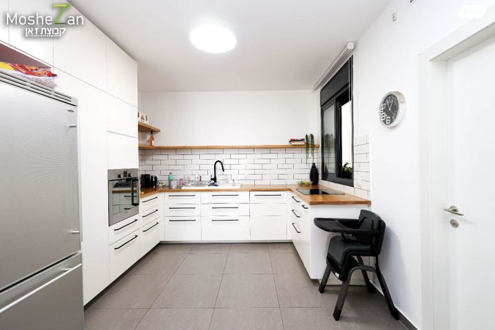 דירה, הקרן, גליל ים (מתחם הכוכבים), הרצליה