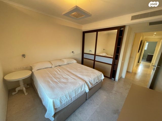 דירה, בנימין ד'ישראלי, טלביה, קוממיות, ירושלים