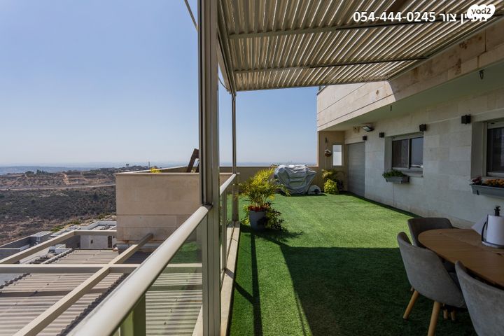 גג/ פנטהאוז, גולן, אלפי מנשה