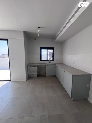 גג/ פנטהאוז, מירון, נווה שאנן, תל אביב יפו