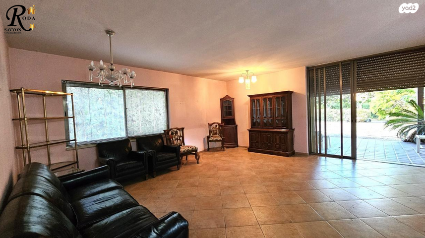 בית פרטי/ קוטג', סביון