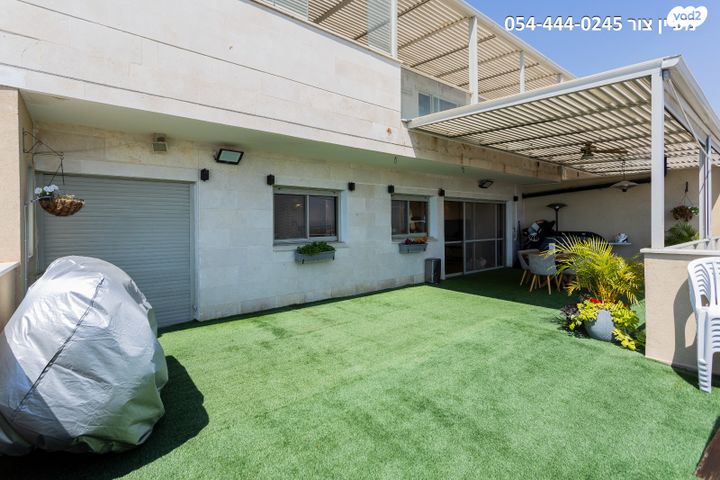 גג/ פנטהאוז, גולן, אלפי מנשה