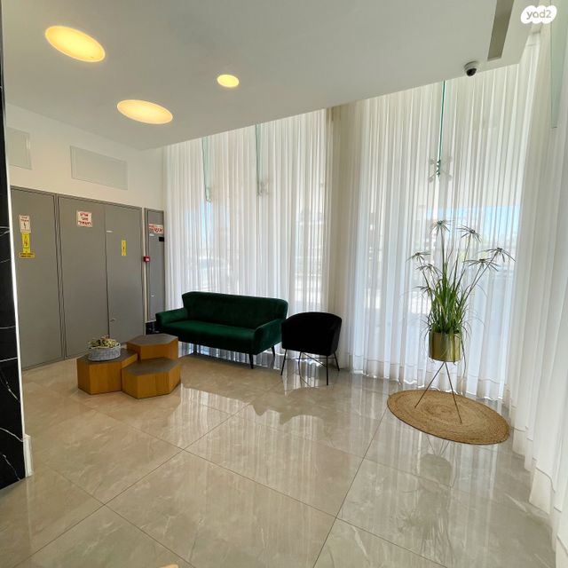 דירה, תורמוס, אילת