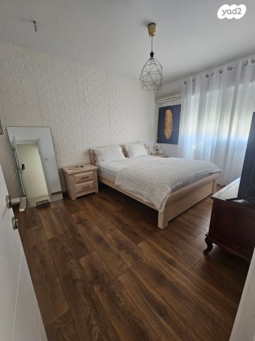 דופלקס, השושנים, הפרסה, כרמיאל