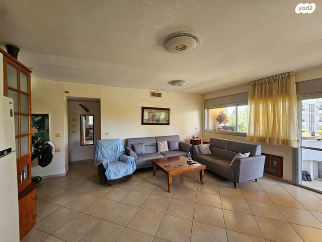 דירה, שדרות הקונגרס, אזור הבילויים, רמת גן