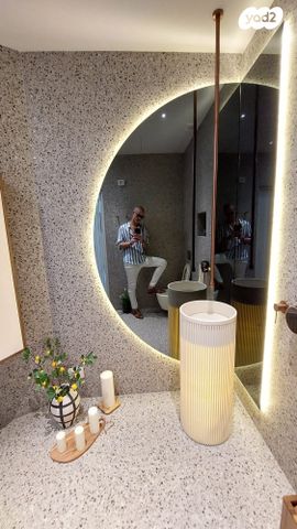 דירה, גרציאני יצחק, גני שרונה, קרית הממשלה, תל אביב יפו