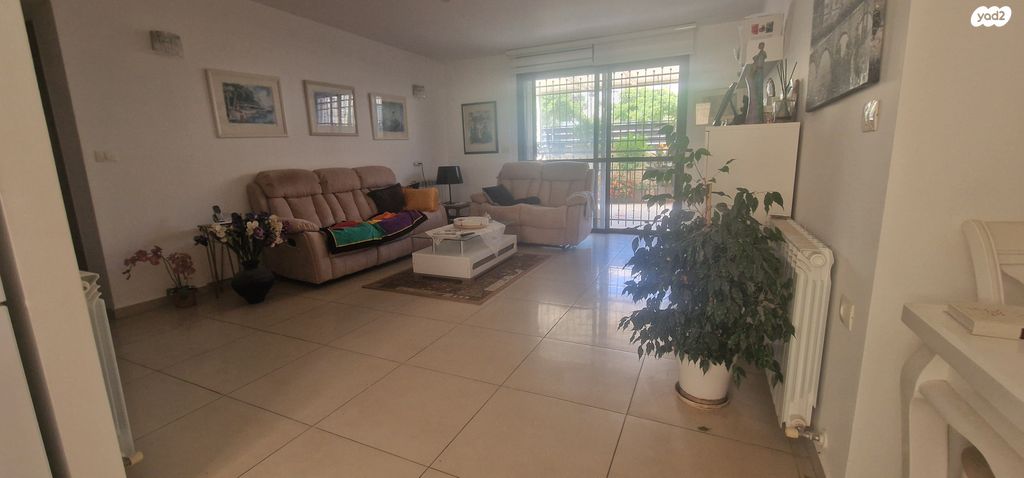 דירת גן, יעקב סלמן 1, בית הכרם, רמת בית הכרם, ירושלים