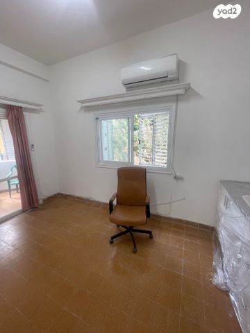 דירה, מסדה 16, חיפה