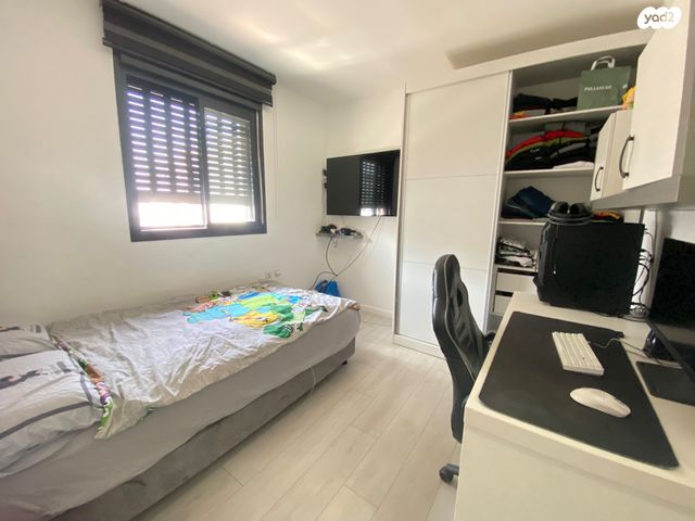 דירה, שדרות הרצל, נאות שמיר, יבנה