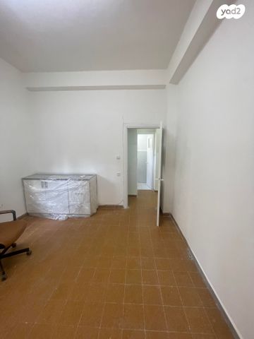 דירה, מסדה 16, חיפה