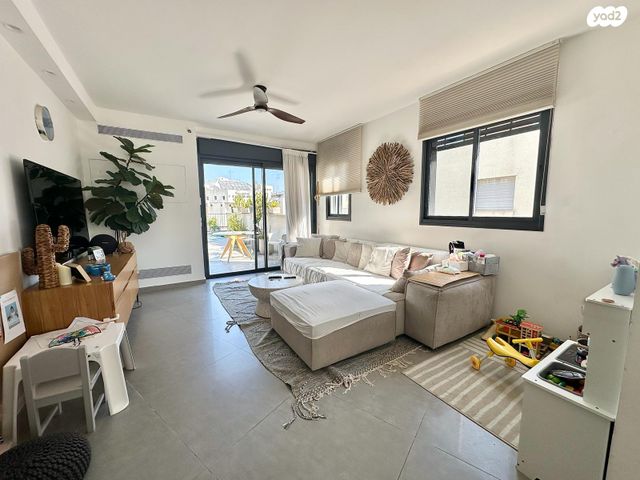 דירה, שכונת הראשונים, רמת גן