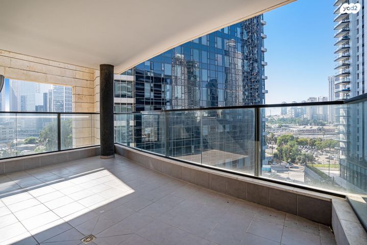 דירה, אריאל שרון, סיטי, גבעתיים