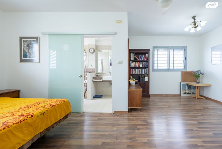 גג/ פנטהאוז, מגדל ים, מודיעין מכבים רעות