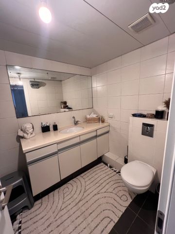 דירה, שדרות לוי אשכול, הגוש הגדול, רמת אביב החדשה, נופי ים, תל אביב יפו