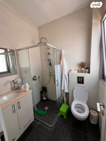 דירה, שדרות לוי אשכול, הגוש הגדול, רמת אביב החדשה, נופי ים, תל אביב יפו