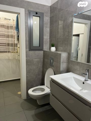 דירה, נתיבות