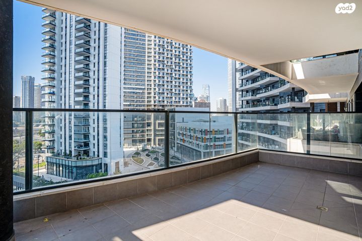 דירה, אריאל שרון, סיטי, גבעתיים