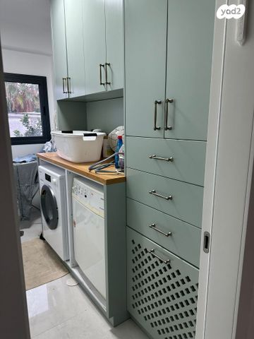 דו משפחתי, צבי סגל, ברנע, אשקלון