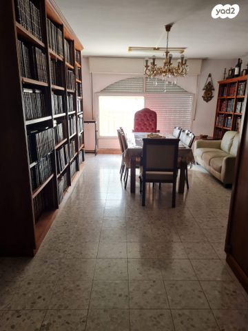 דירה, הרב חנוך מנדל גרוסברג 11, תל ארזה, עזרת תורה, ירושלים