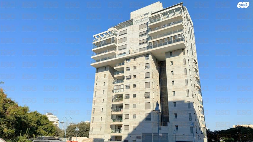 רובע הקריה, הסיטי