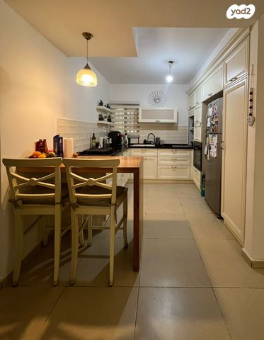 דירת גן, משה קהירי, רמות הרכס, באר שבע