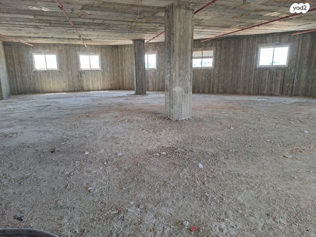 חנויות/ שטח מסחרי, בועז 2, תאנה, אפרת