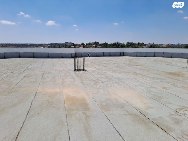 חנויות/ שטח מסחרי, בועז 2, תאנה, אפרת