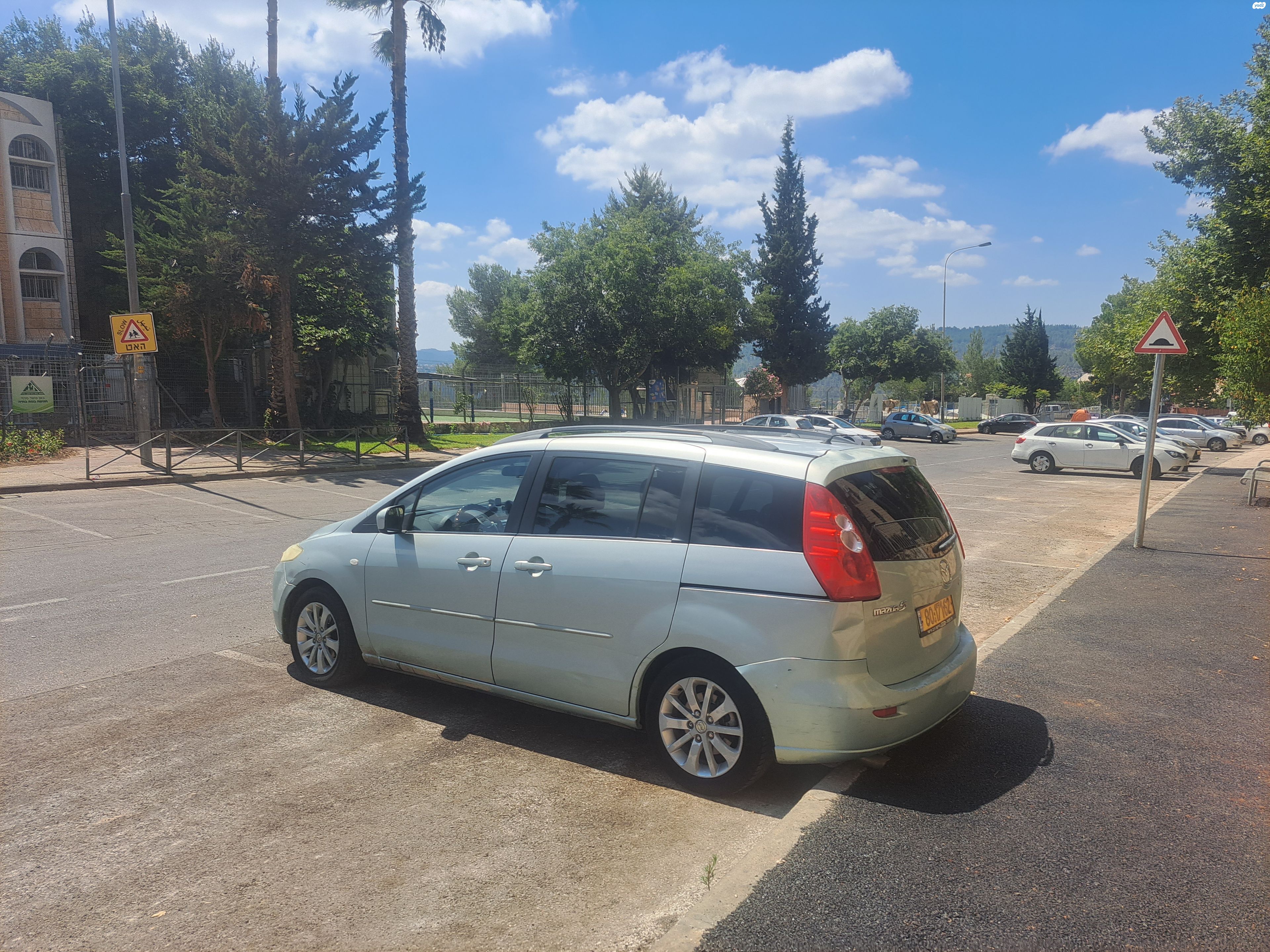 מודעת רכב מאזדה 5