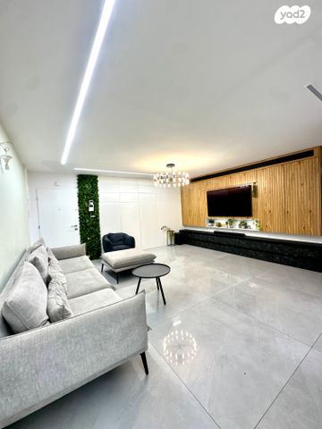 דירת גן, הנביאים, מודיעין מכבים רעות