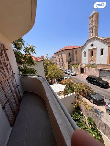 דירה, הדולפין, עג'מי, גבעת העליה, תל אביב יפו