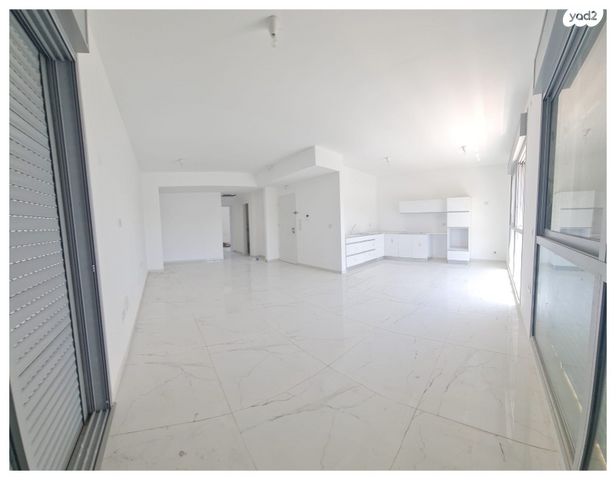 דירה, חנה רובינא, מרכז, הרצליה