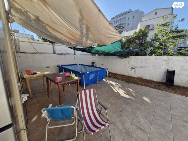 בית פרטי/ קוטג', אסא קדמוני 7, נווה ברבור, כפר שלם מערב, תל אביב יפו