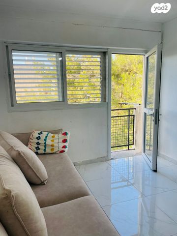 הבריגדה העברית 8