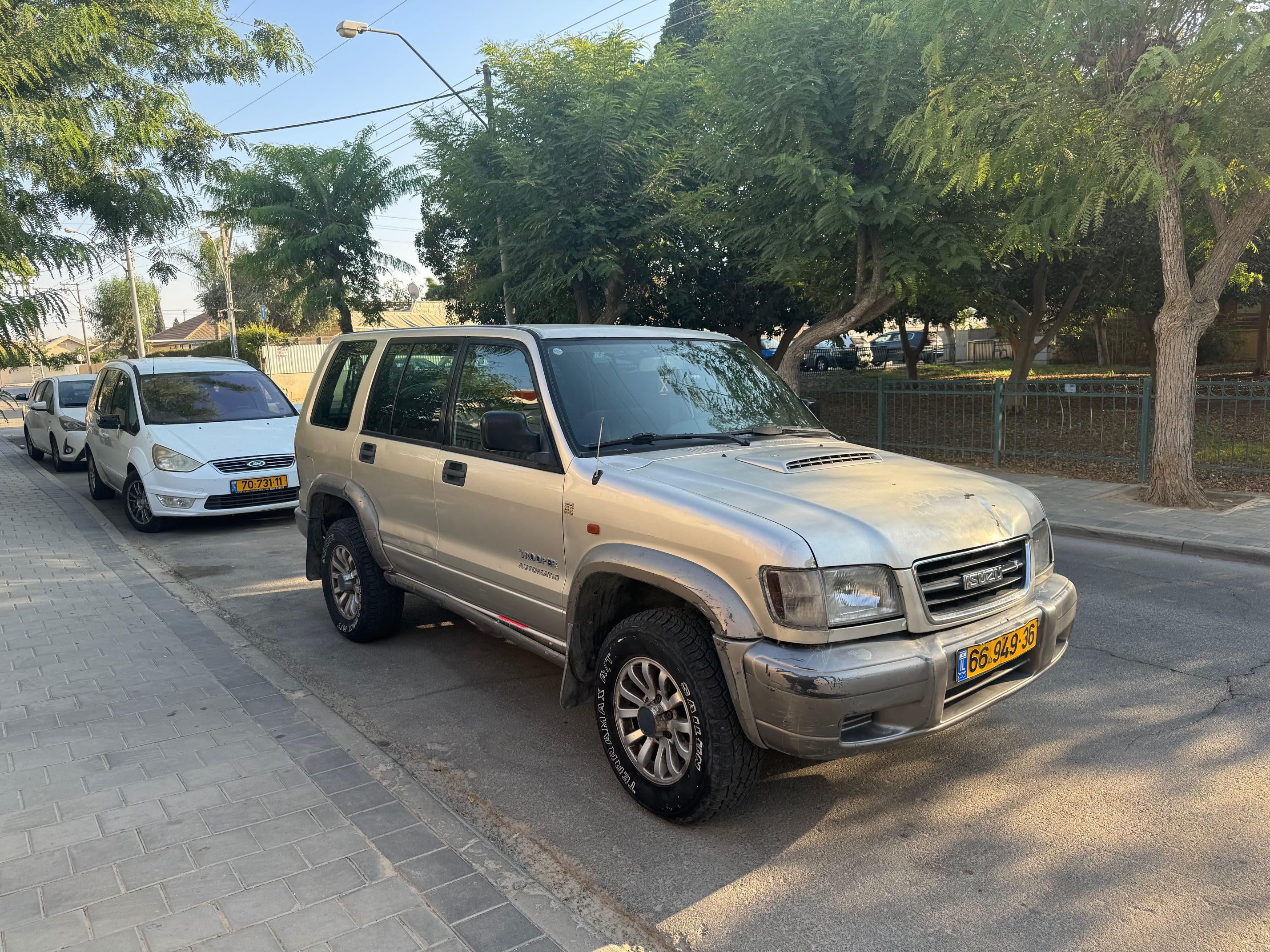 מודעת רכב איסוזו טרופר