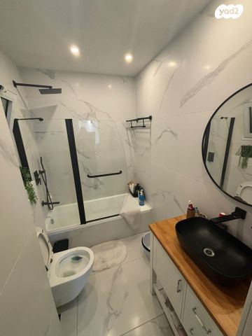 דירת גן, מיכאל אשבל, נווה זאב, נאות אילן, באר שבע