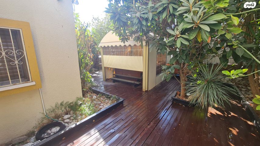 דו משפחתי, נווה אלון, לוד