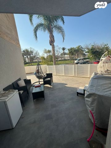 דירת גן, מיכאל אשבל, נווה זאב, נאות אילן, באר שבע