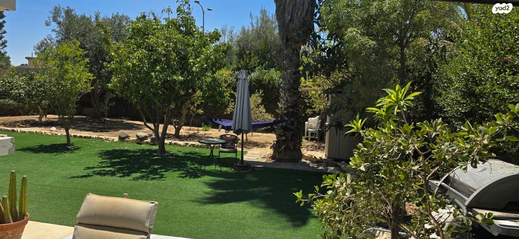 בית פרטי/ קוטג', מיתר / כרמית