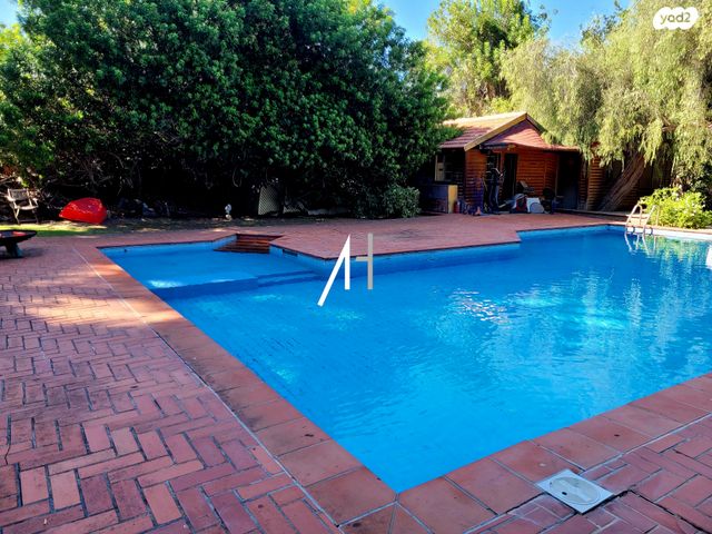 בית פרטי/ קוטג', סביון