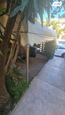 דו משפחתי, נווה אלון, לוד