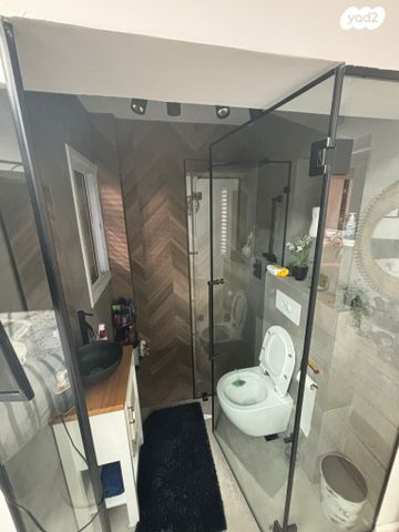 דירת גן, מיכאל אשבל, נווה זאב, נאות אילן, באר שבע