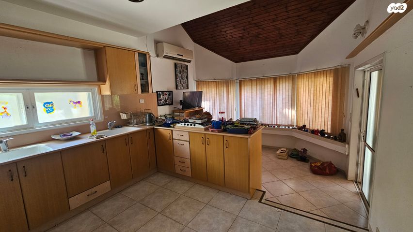 בית פרטי/ קוטג', מיתר / כרמית