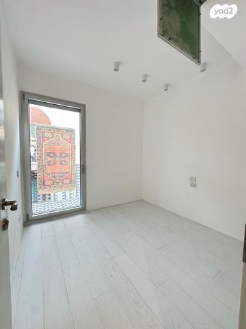 גג/ פנטהאוז, מל"ן 23, כרם התימנים, תל אביב יפו