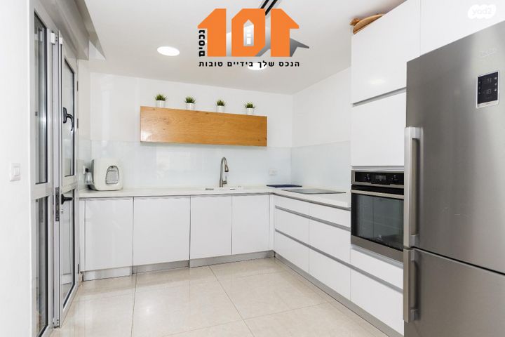 דירת גן, אהרון כהן, חומת שמואל, הר חומה, ירושלים