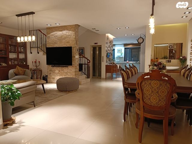 דו משפחתי, תלתן, רמת שרת, ירושלים