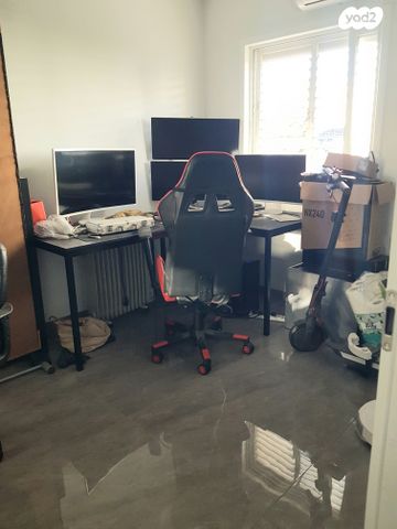 דירה, האחים זייגר, אברמוביץ', ראשון לציון