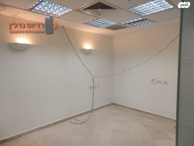 דרך בן גוריון 11