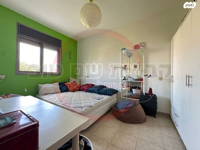 דו משפחתי, חבצלת, גן נר, גן נר