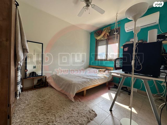 דו משפחתי, חבצלת, גן נר, גן נר